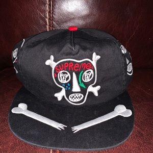 Supreme skulls 5 panel hat brand new ss21h132
